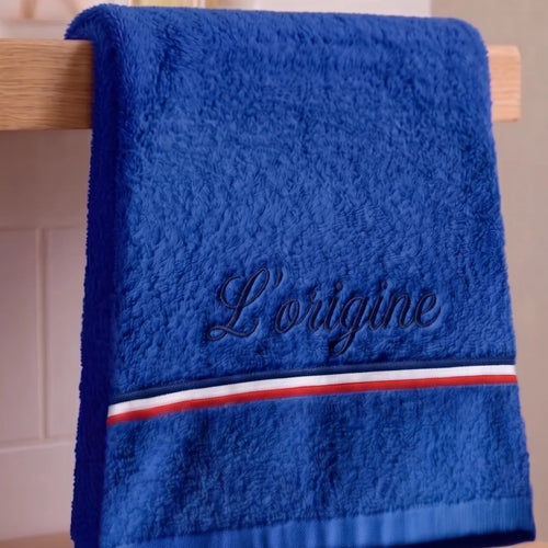 Serviette de bain bleu roi en coton éponge avec broderie personnalisée 'L'origine' et bande tricolore (bleu, blanc, rouge)